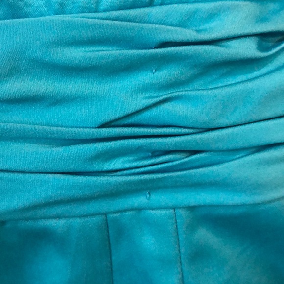 David’s Bridal Malibu blue dress with side pockets - Picture 10 of 16